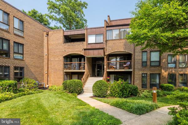 11224 CHESTNUT GROVE SQ #128, Reston, VA 20190