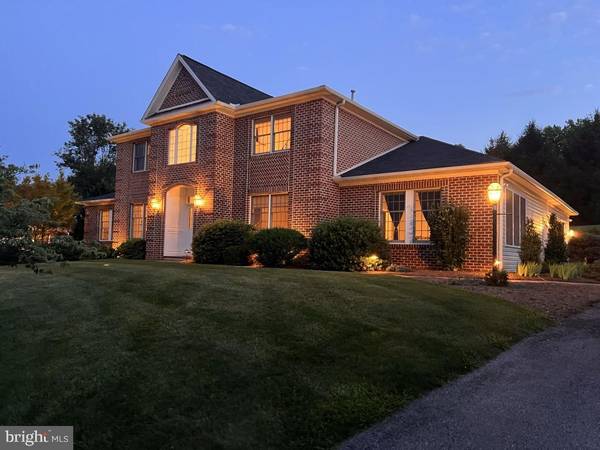 Hummelstown, PA 17036,1068 DERRY WOODS DR