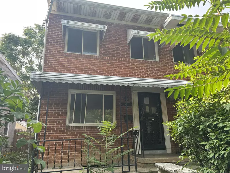 4224 SOUTHERN AVE SE, Washington, DC 20019