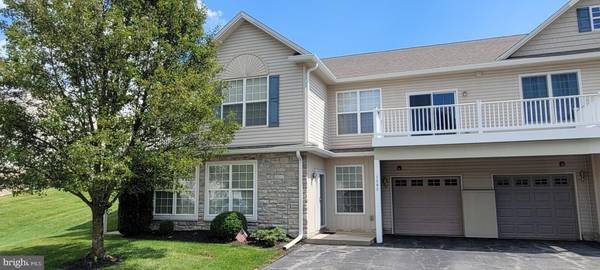 1202 CRESTVIEW LN, Stewartstown, PA 17363