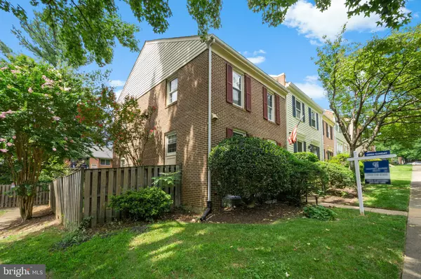 Alexandria, VA 22306,2438 WINDBREAK DR