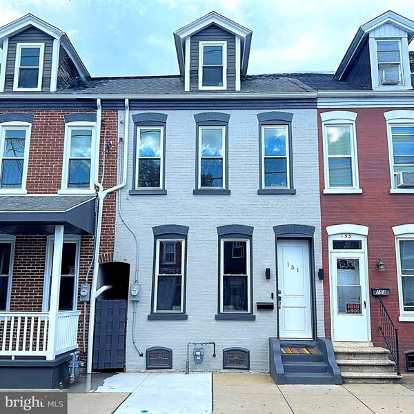 151 S FOURTH ST, Columbia, PA 17512