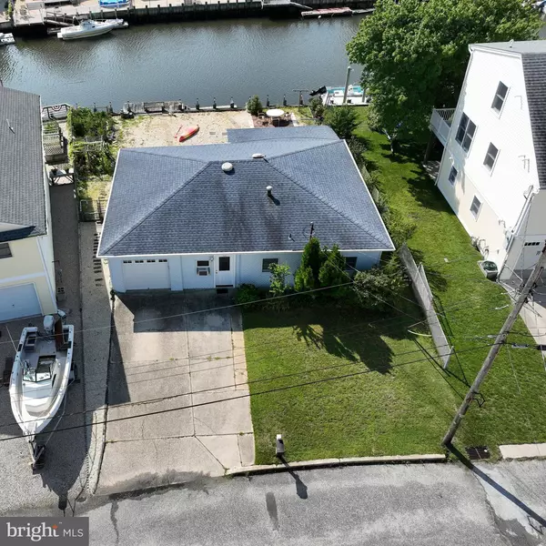 115 S BINNACLE DR, Tuckerton, NJ 08087