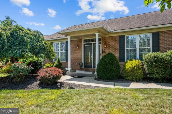 9 MEADOW VIEW CT, Mechanicsburg, PA 17050