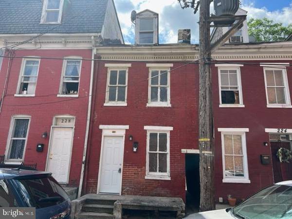 226 E POPLAR ST, York, PA 17403