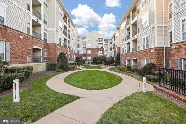 4850 EISENHOWER AVE #110, Alexandria, VA 22304