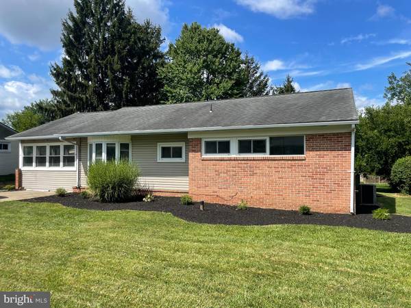 954 S ROYAL ST, York, PA 17402