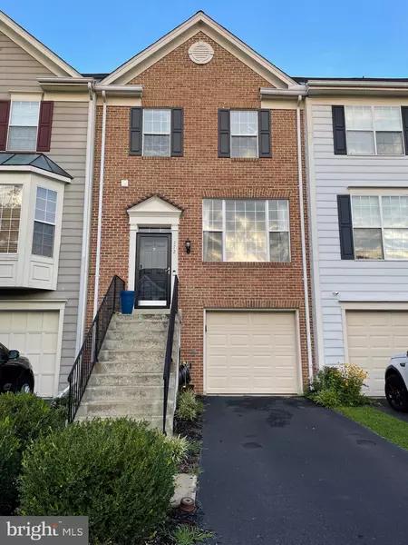 172 CONNERY TER SW, Leesburg, VA 20175