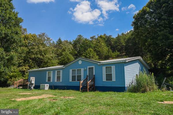 561 UPPER LAUREL DALE RD, New Creek, WV 26743