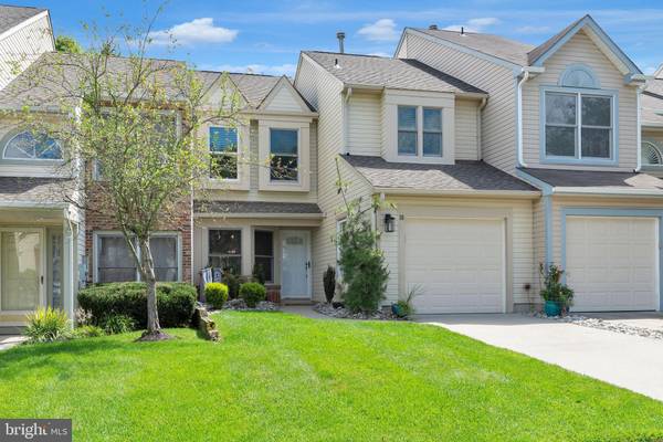 26 ENDSLEIGH PL, Robbinsville, NJ 08691