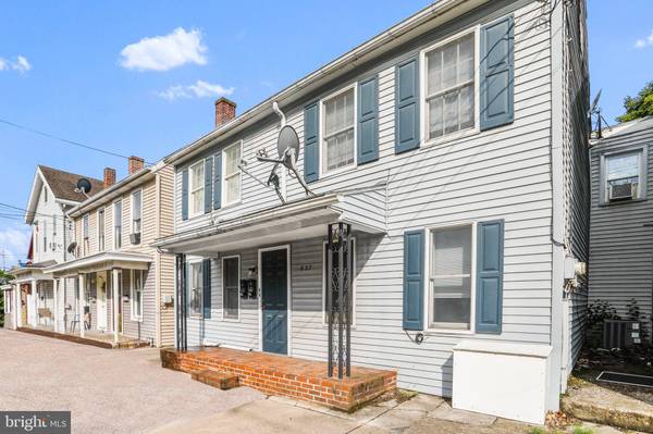 627 BROAD ST, Chambersburg, PA 17201