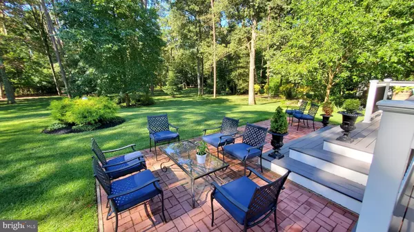 Pasadena, MD 21122,215 WESTON WOODS DR