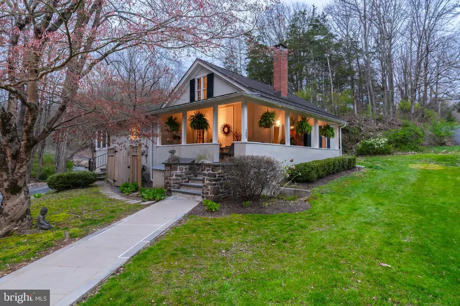 155 GEIGEL HILL RD, Upper Black Eddy, PA 18972