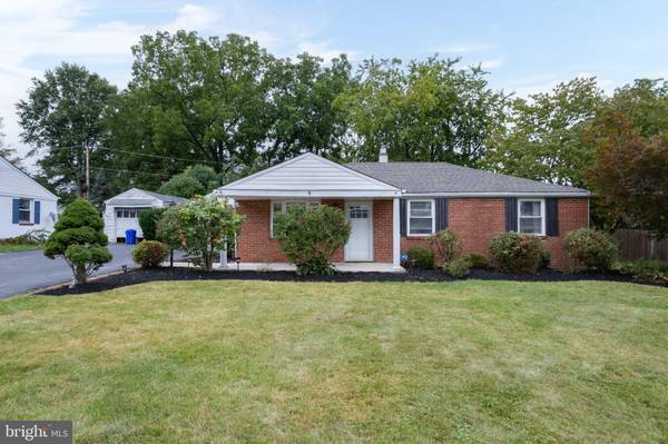 812 WOODBROOK LN, Plymouth Meeting, PA 19462