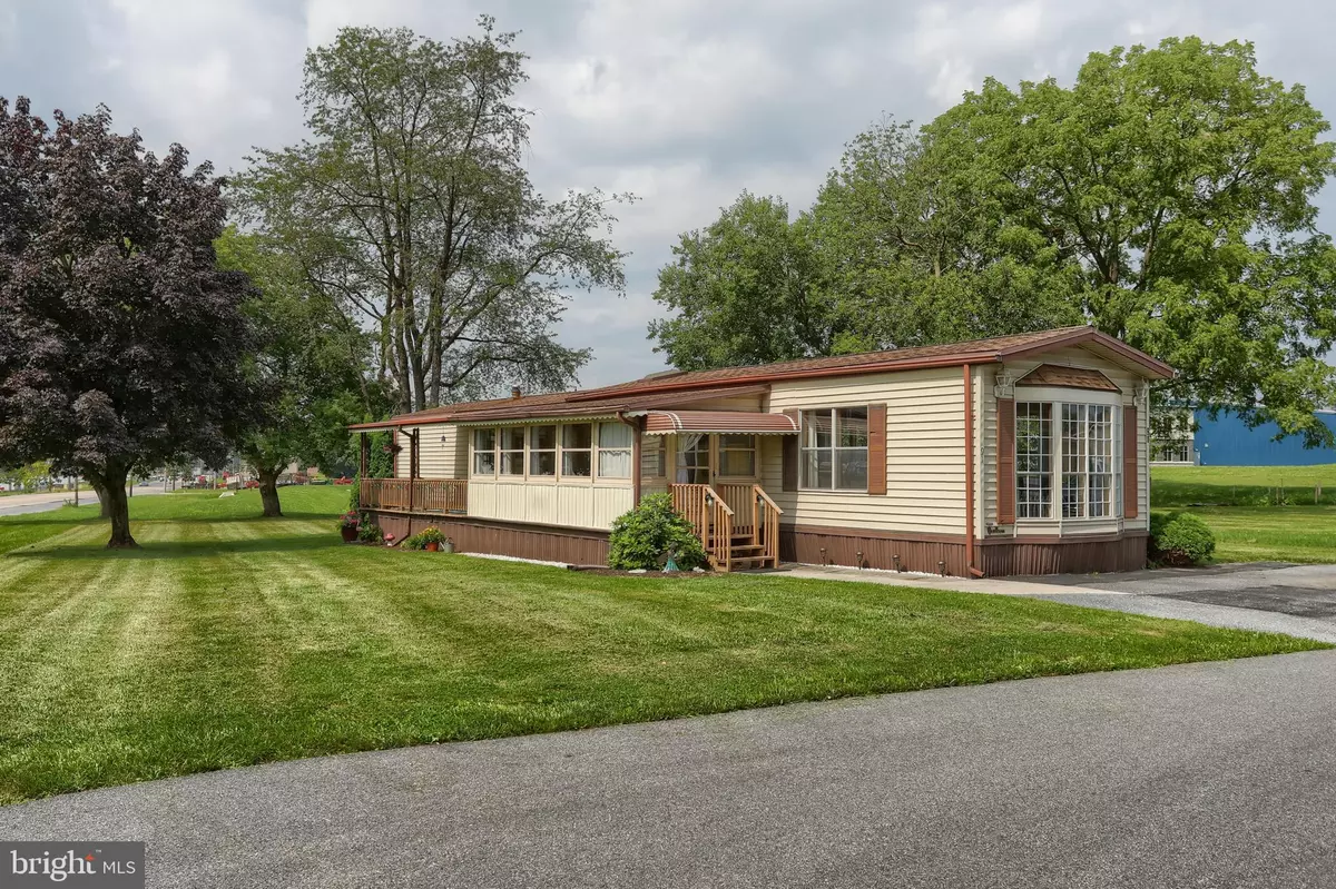 Lebanon, PA 17046,91 GREEN ACRES TRAILER CT