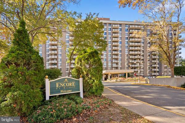 1808 OLD MEADOW RD #906, Mclean, VA 22102