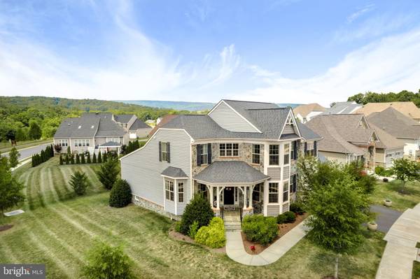 17289 CREEKSIDE GREEN PL, Round Hill, VA 20141