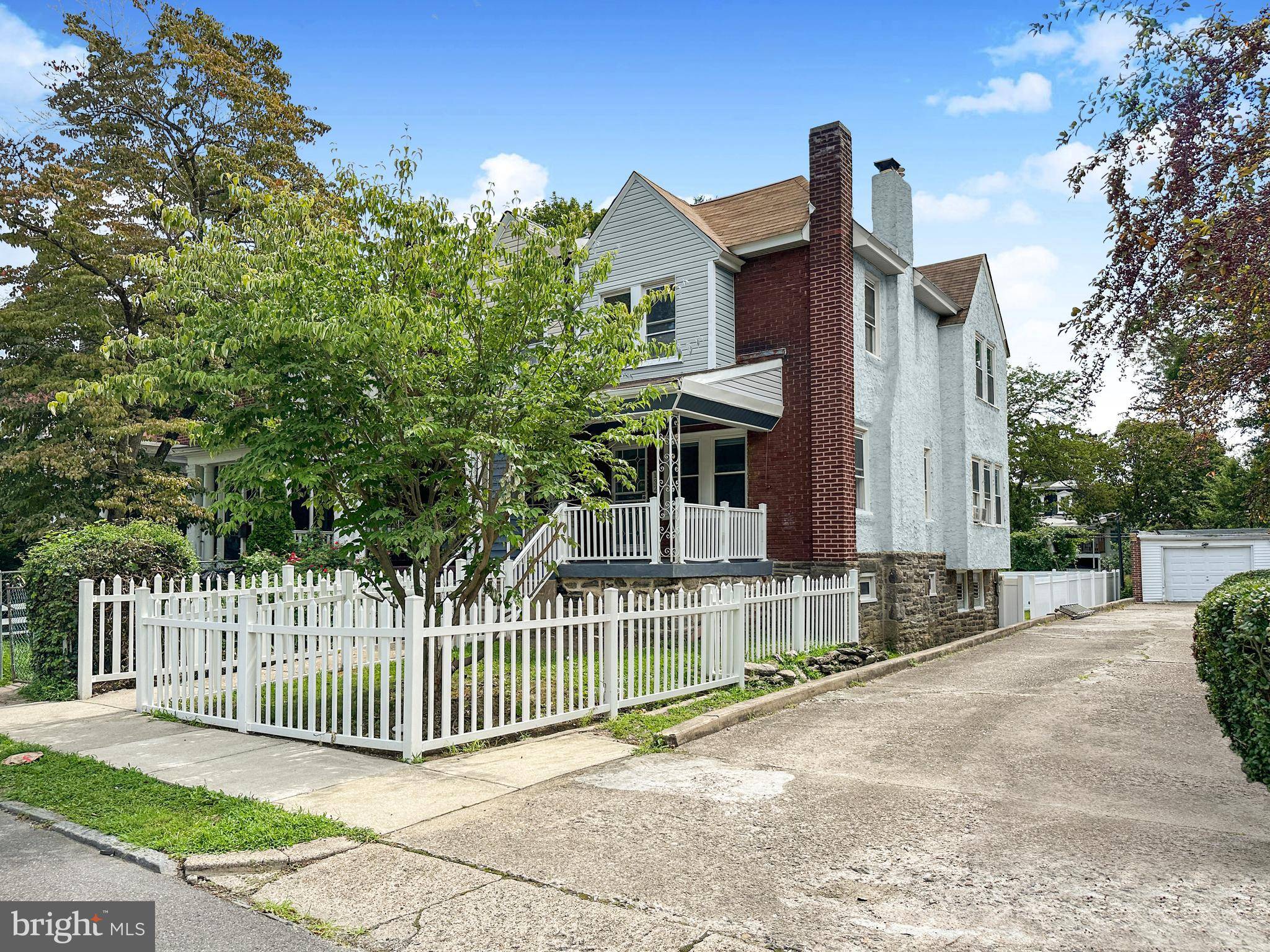 132 W CLIVEDEN ST, Philadelphia, PA 19119