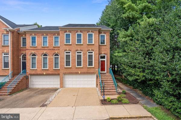 7522 CHRISLAND CV, Falls Church, VA 22042