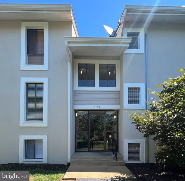 5758 VILLAGE GREEN DR #5758A, Alexandria, VA 22309