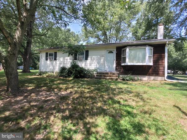 416 E CHERRY DR, Magnolia, DE 19962