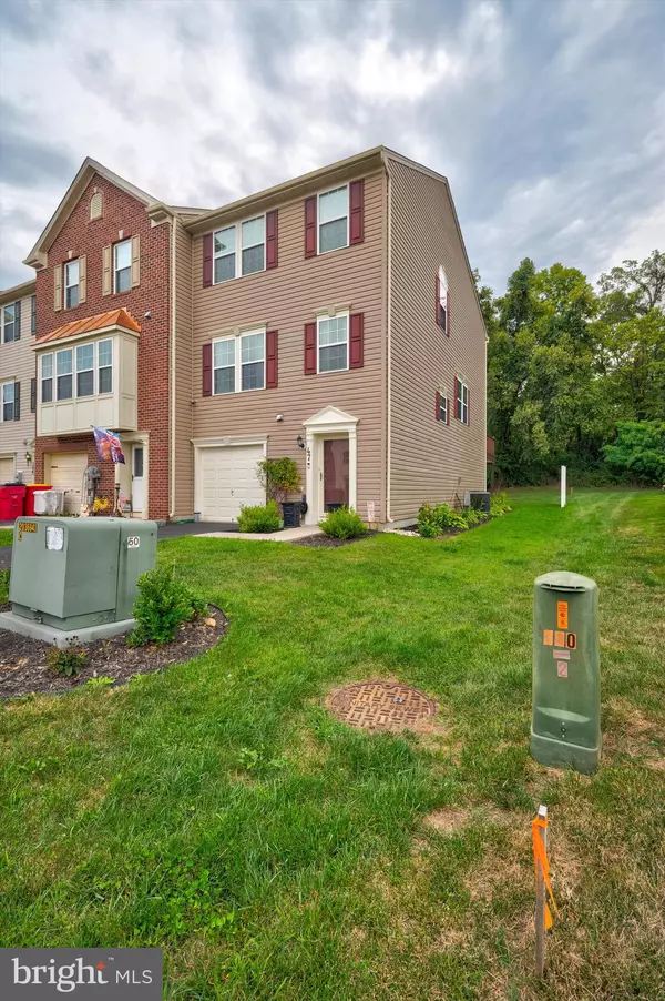 Falling Waters, WV 25419,47 TIDEWATER TERRACE