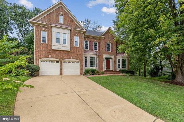 Annandale, VA 22003,7302 IVYCREST PL