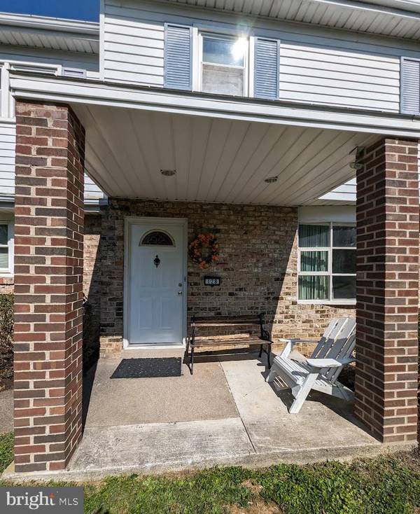 Mechanicsburg, PA 17055,128 NITTANY DR