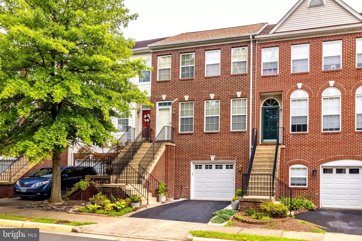 Alexandria, VA 22315,6601 PATENT PARISH LN