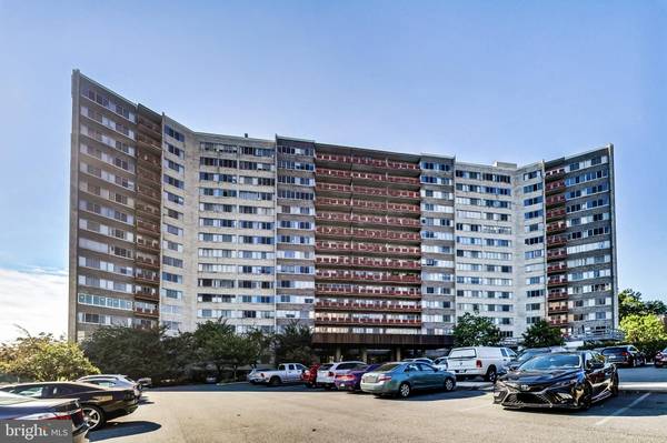 5340 HOLMES RUN PKWY #1211, Alexandria, VA 22304