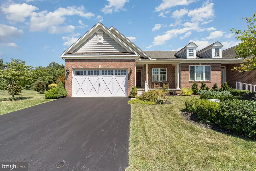 172 SAINT MICHAELS WAY, Hanover, PA 17331