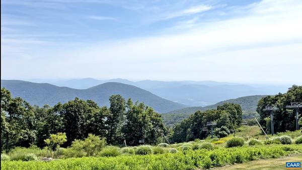 1425 HIGHLANDS CONDOS, Wintergreen Resort, VA 22967