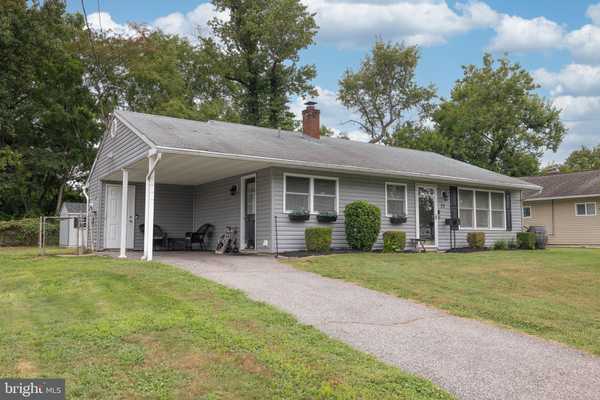 22 W STEPHEN DR, Newark, DE 19713