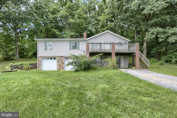 4 SOUTHVIEW CIR, Shermans Dale, PA 17090