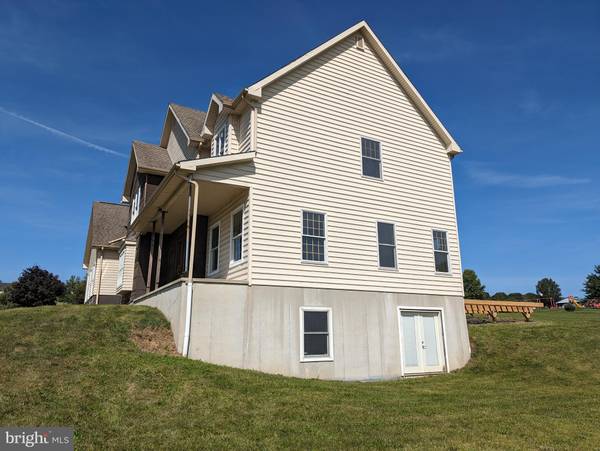 Schuylkill Haven, PA 17972,38 HILLSIDE DR