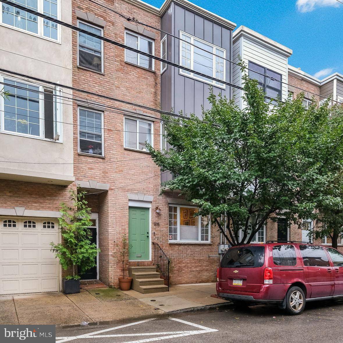 Philadelphia, PA 19146,915 S 19TH ST