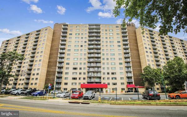 2500 N VAN DORN ST #808, Alexandria, VA 22302