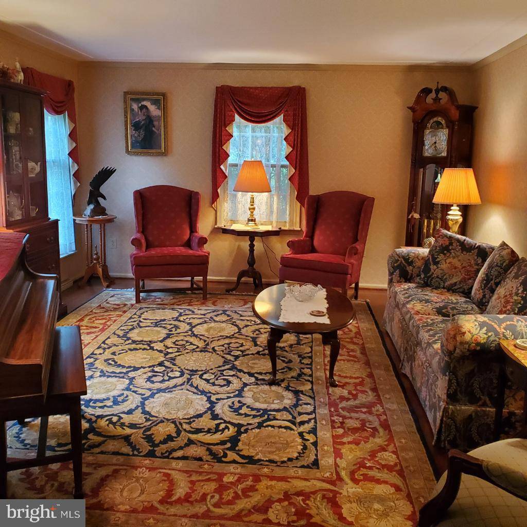 Chester Springs, PA 19425,809 TALLY HO LN