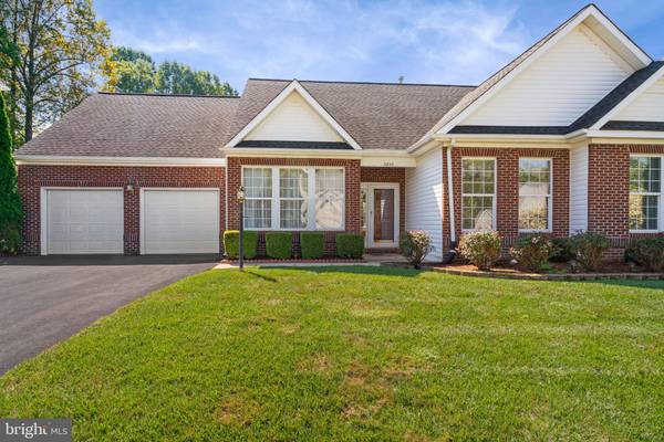 Woodbridge, VA 22193,5835 MOONBEAM DR