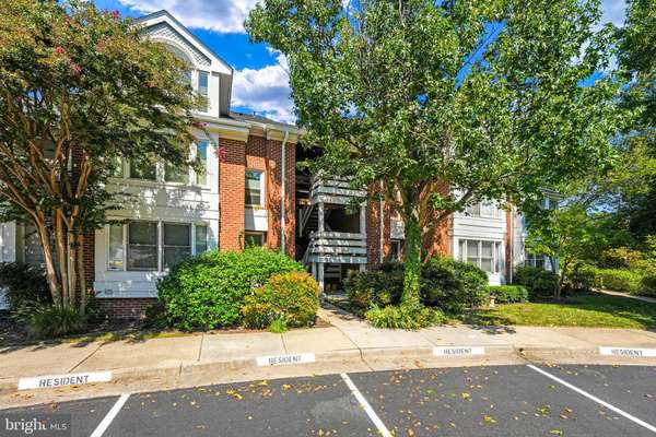 7592-A LAKESIDE VILLAGE DR #7592A, Falls Church, VA 22042