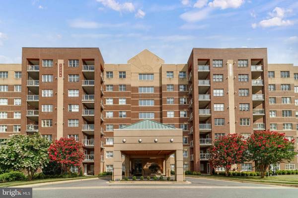 12246 ROUNDWOOD RD #207, Lutherville Timonium, MD 21093