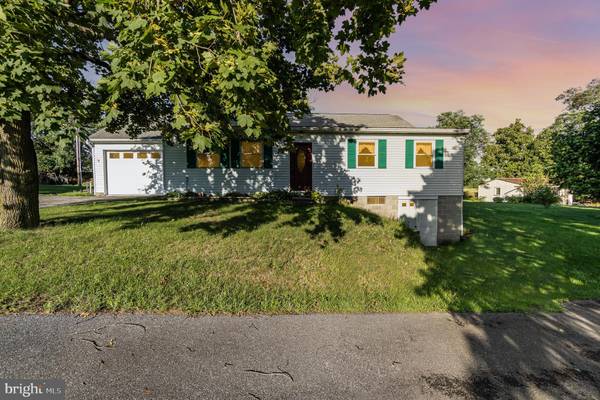 4019 ENOLA RD, Newville, PA 17241