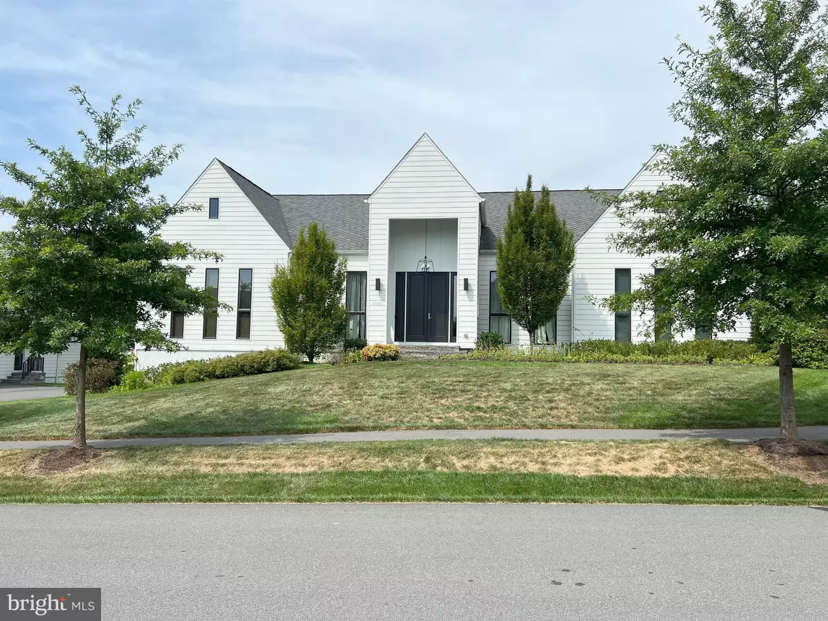 Ashburn, VA 20148,23033 BRYNDON HALL PL