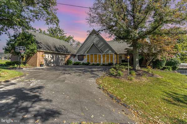 401 SCHOOLHOUSE RD, Duncannon, PA 17020