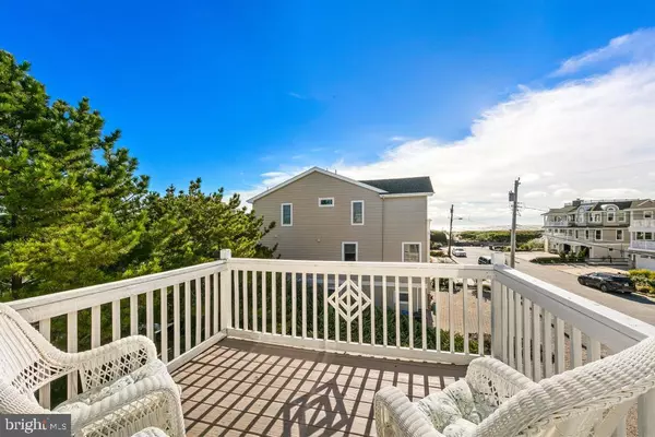 Beach Haven, NJ 08008,25 9TH ST