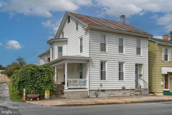 207 E MAIN AVE, Myerstown, PA 17067