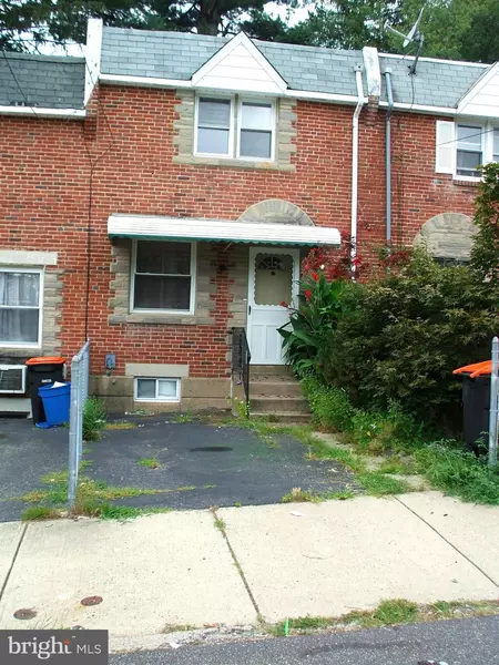 319 RURAL AVE, Chester, PA 19013