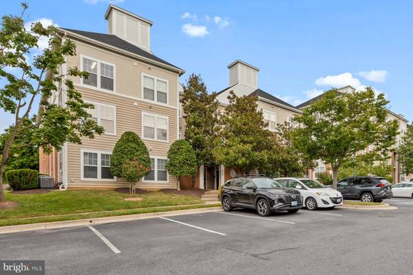 110 WATKINS POND BLVD #1-103, Rockville, MD 20850