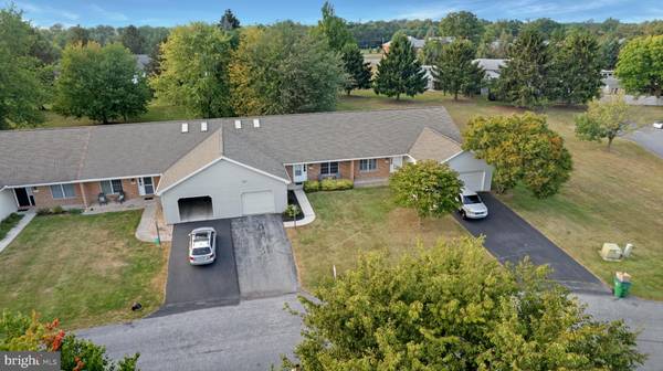 3477 GLEN EAGLES DR, Chambersburg, PA 17202