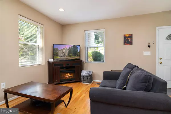 6223 EVERALL AVE Baltimore, MD 21206